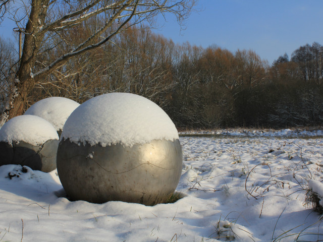 Kunstwerk "Sphären" im Winter • © Bansen/Wittig